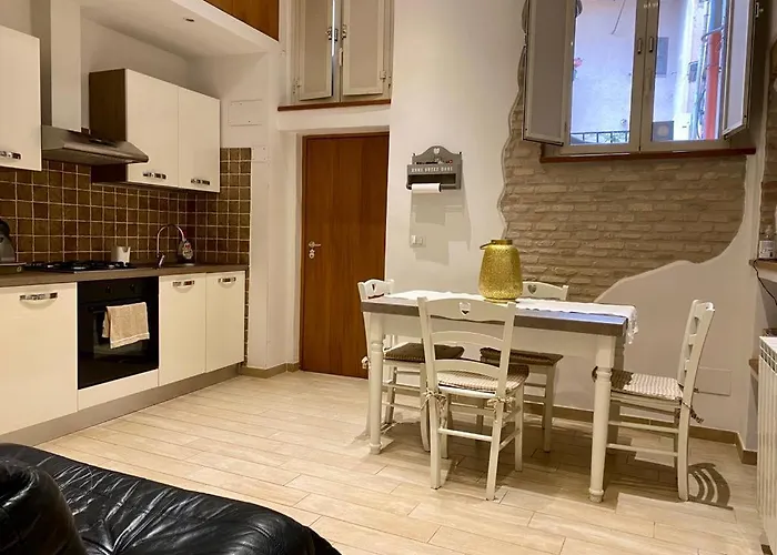 Il Vicolo Di Trastevere
