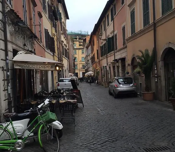 Il Vicolo Di Trastevere